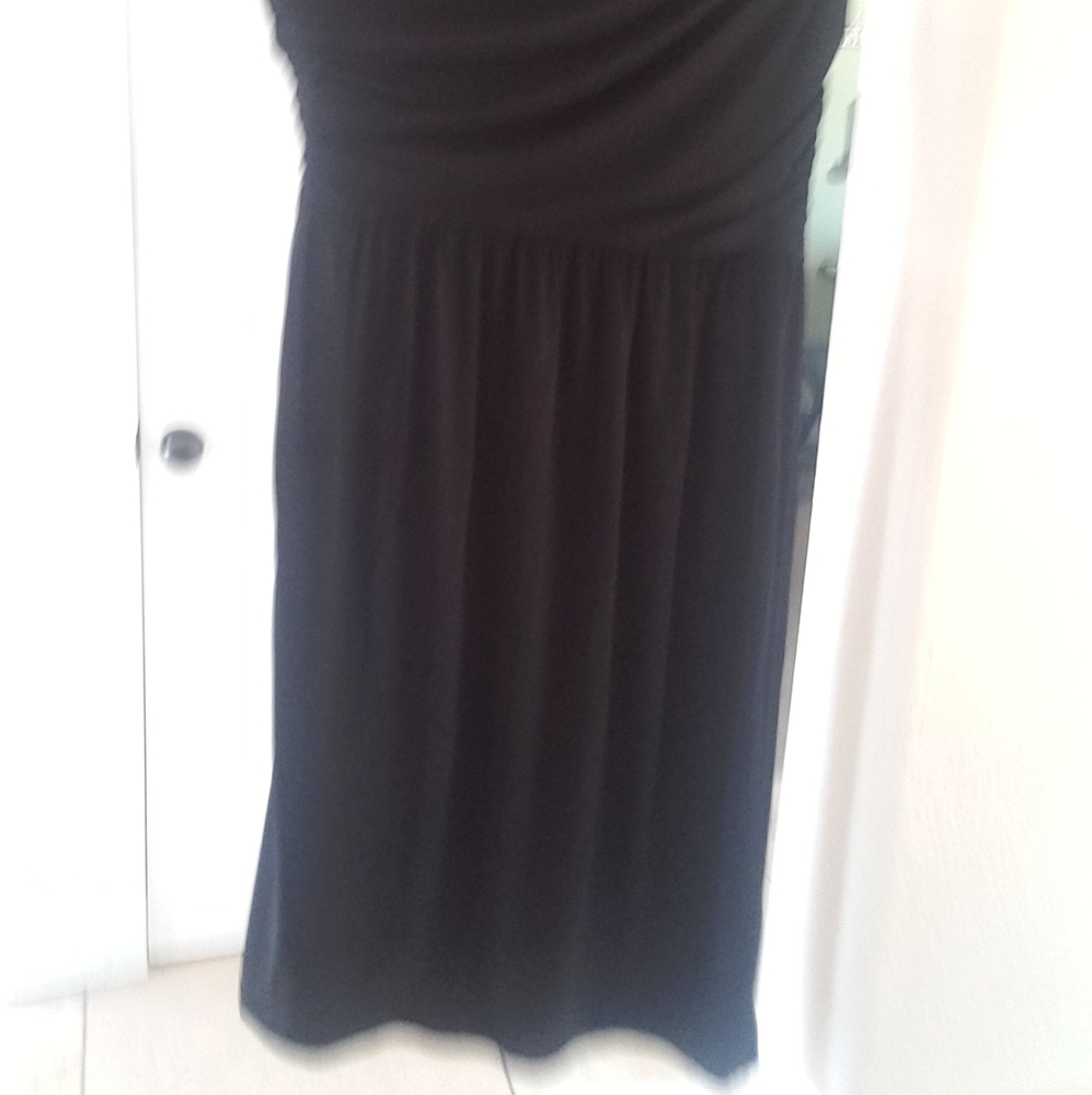 Dress - Picture 2 of 6